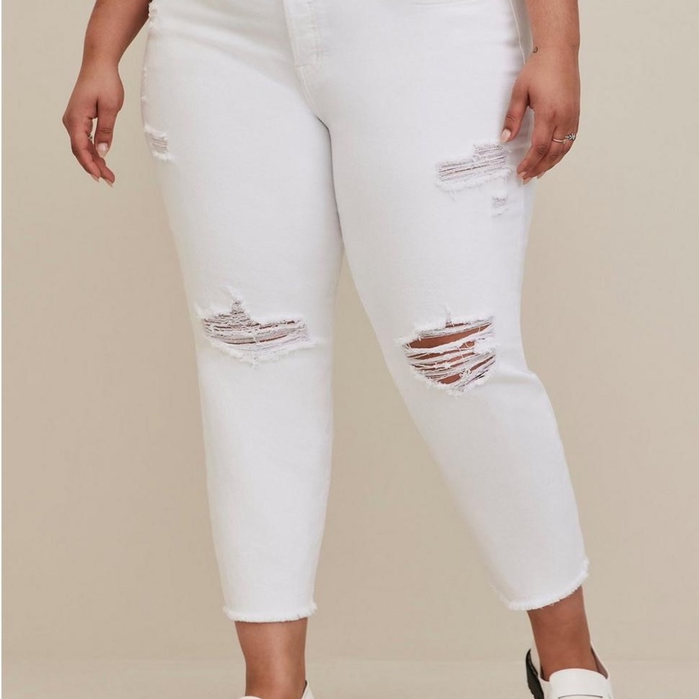 Torrid Mom Straight Vintage Stretch High-Rise Jean White Size 14